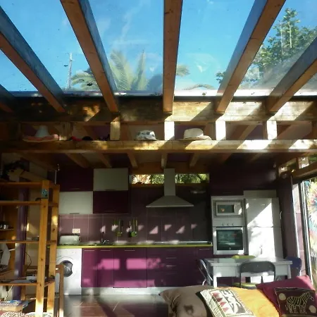 Rustica En Plena Naturaleza En Playa De Nerga, Ría De Vigo,